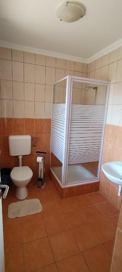 Levendula apartmanház Hajdúszoboszló Esterno foto