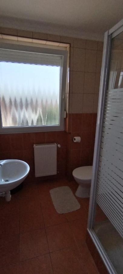 Levendula apartmanház Hajdúszoboszló Esterno foto
