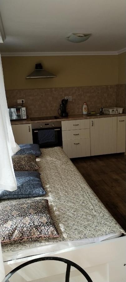 Levendula apartmanház Hajdúszoboszló Esterno foto